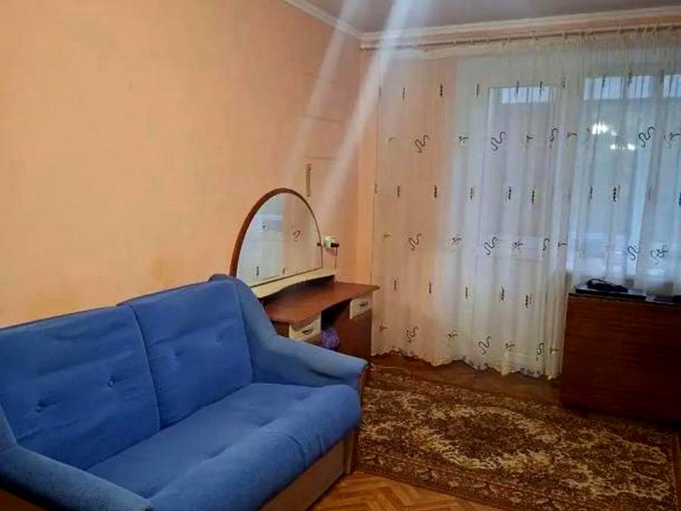 1876393729544231
