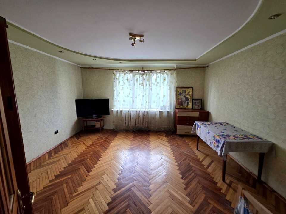1876475758264435