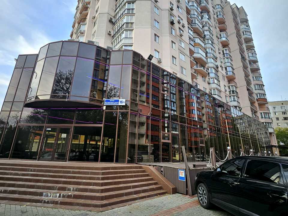1876479427935716