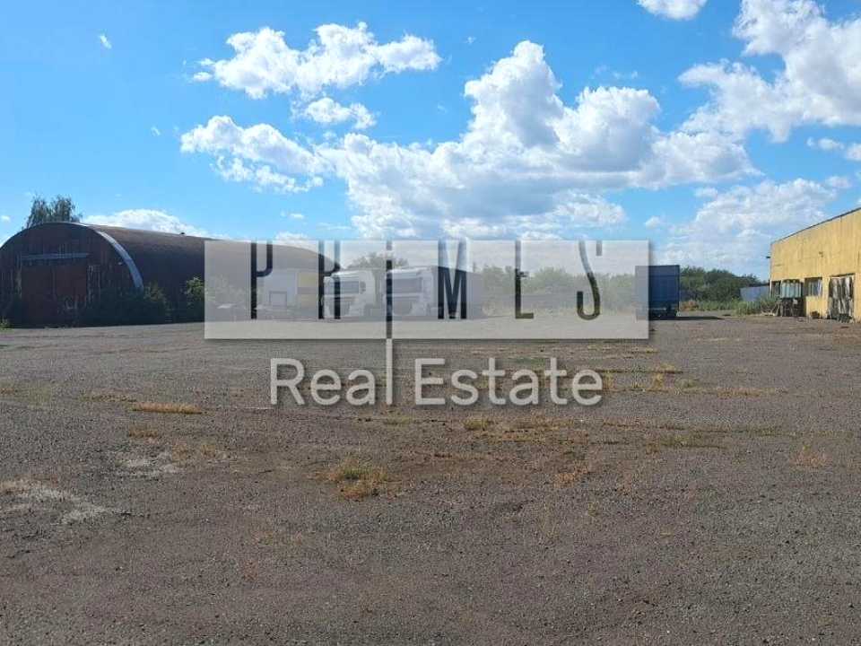1876482239818452