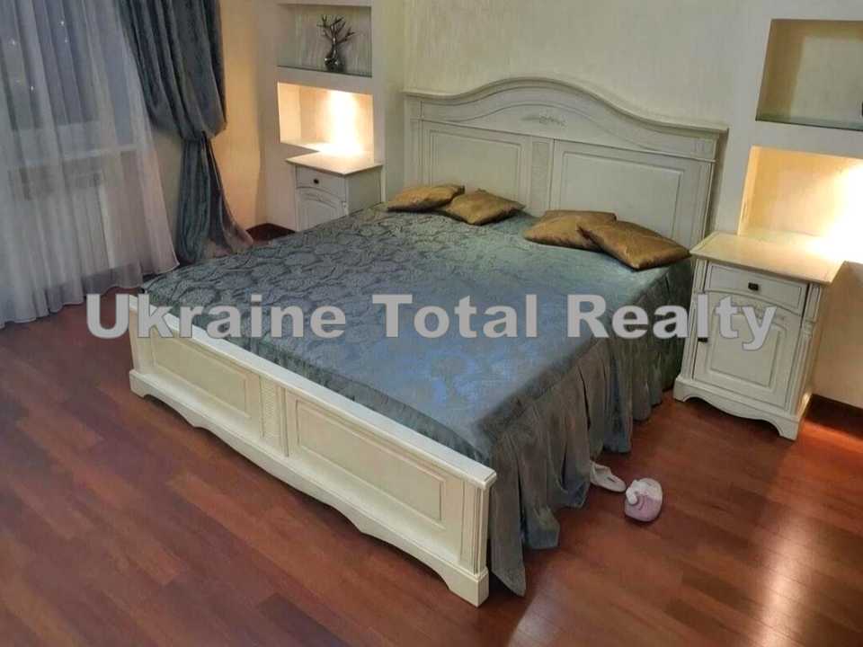 1876496213724784