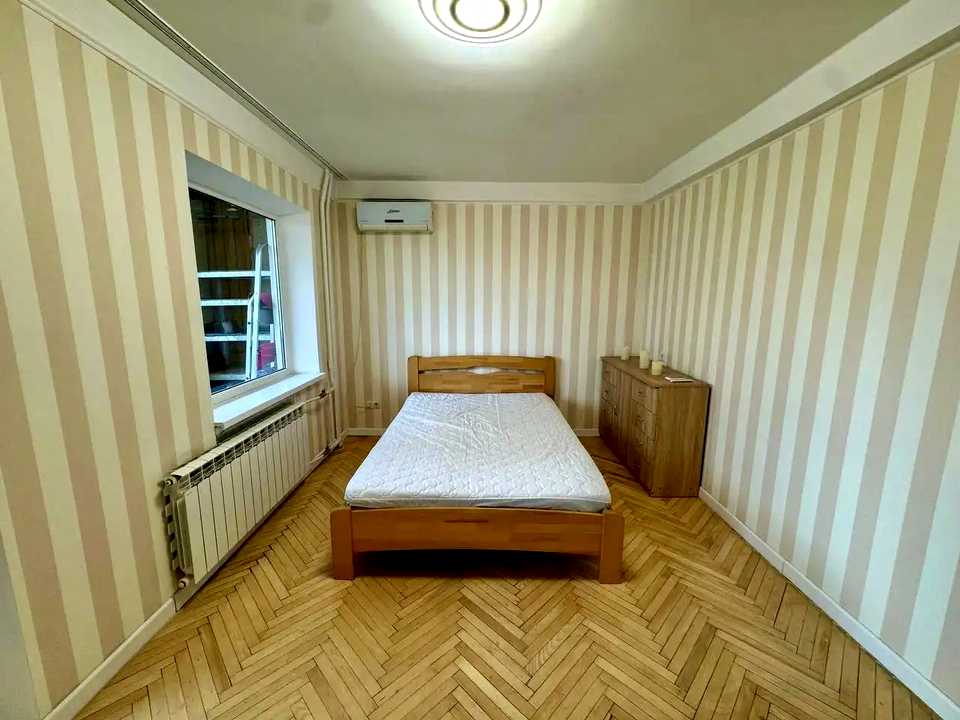 1876512665945836