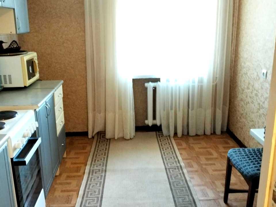 1876520619050366