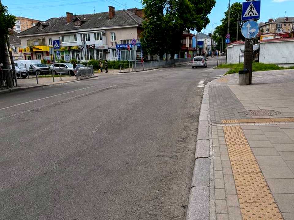 1876567842993783