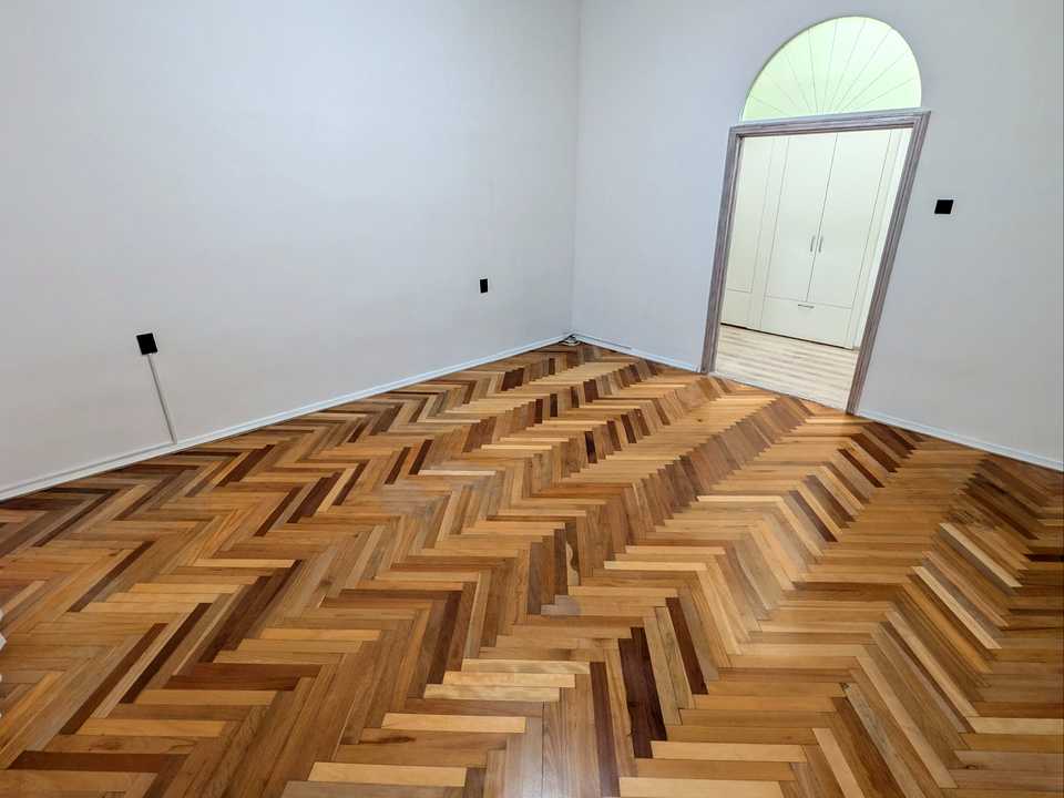 1876568279776749