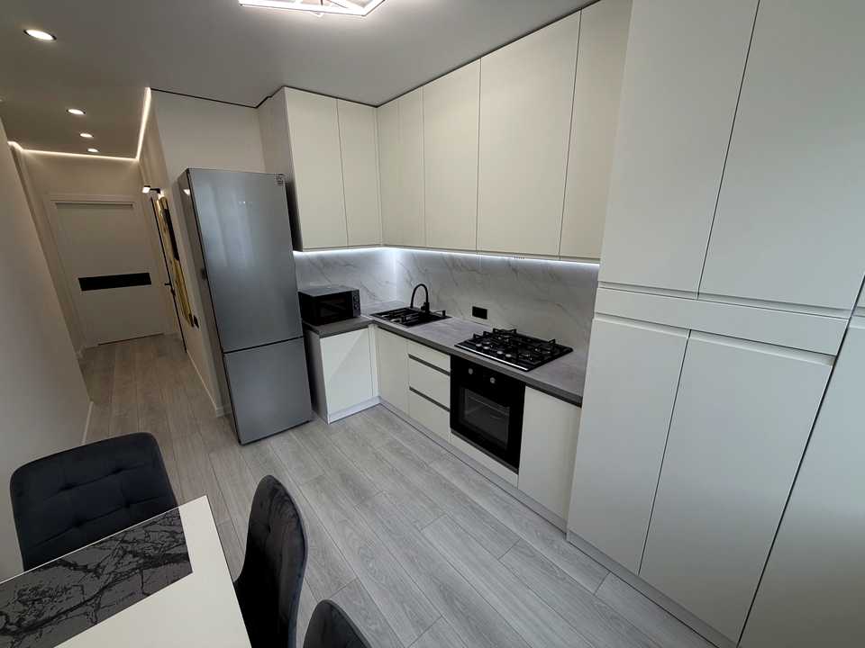 1876570205915834