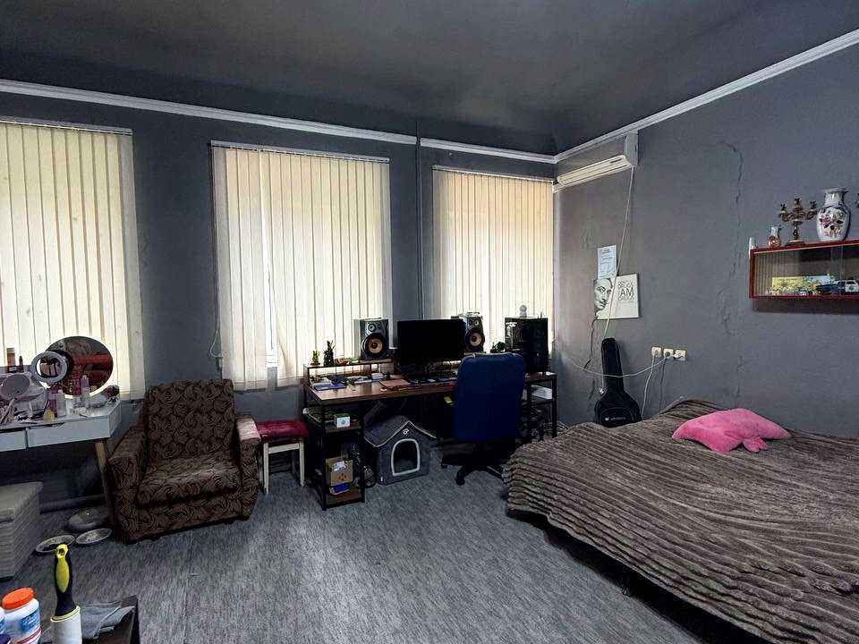 1876577588347496