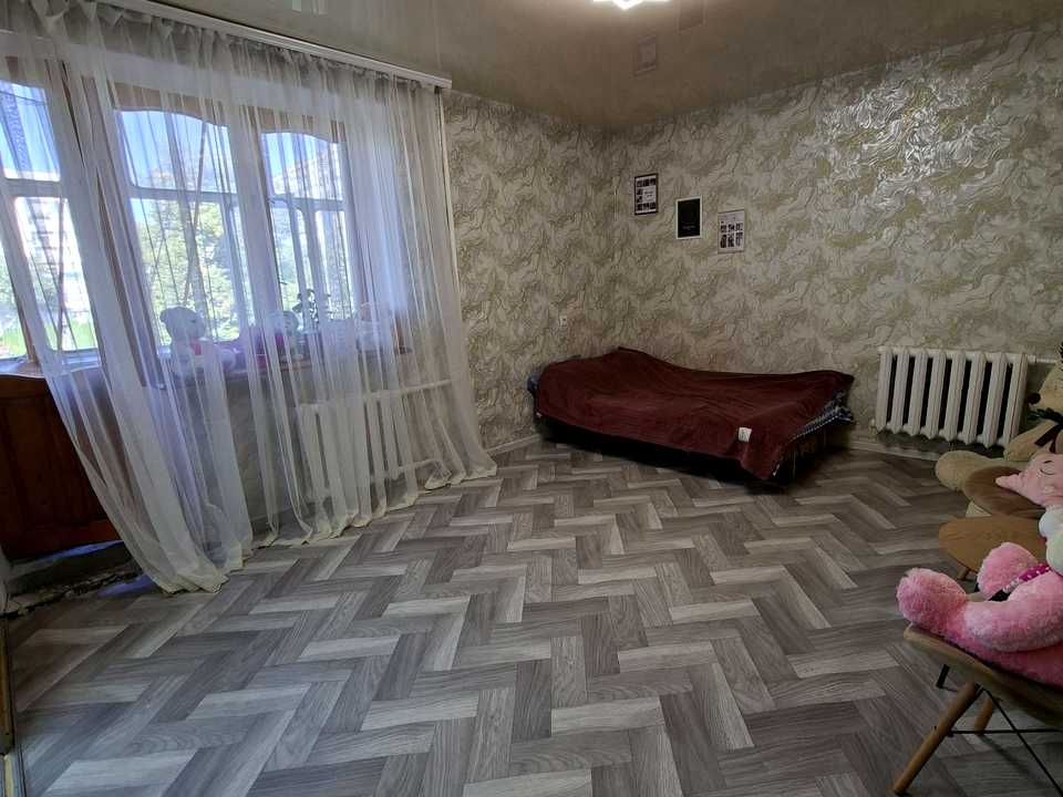 1876586951032129