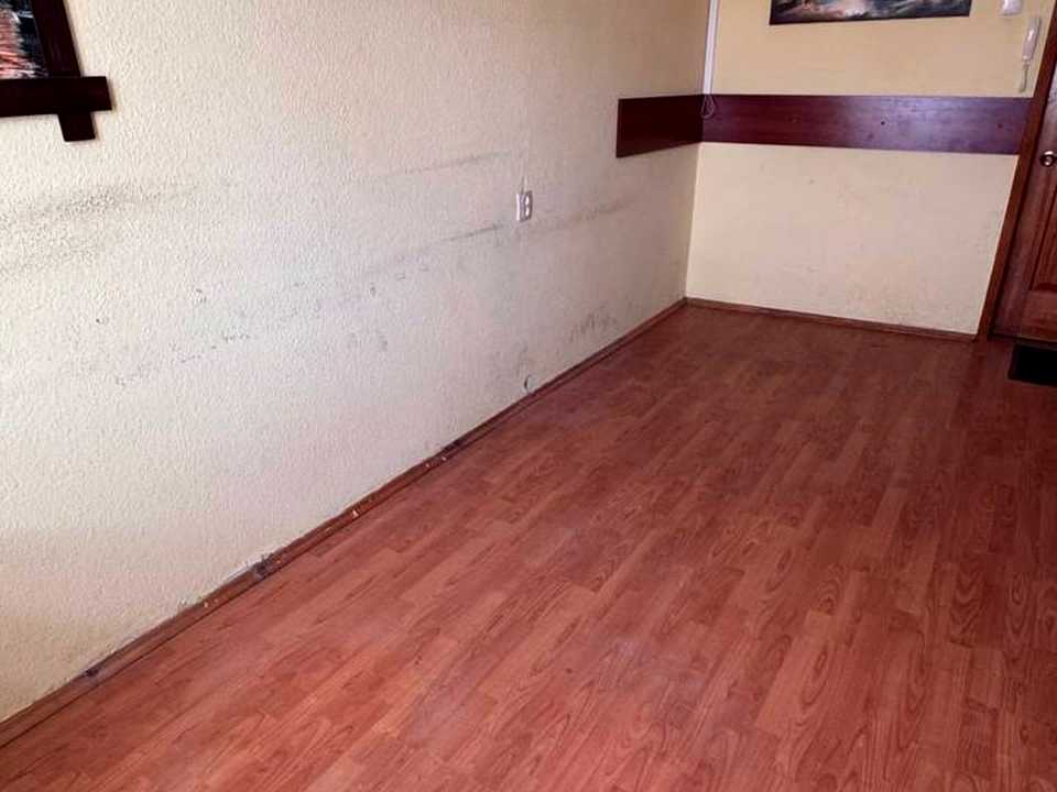 1876609737418915