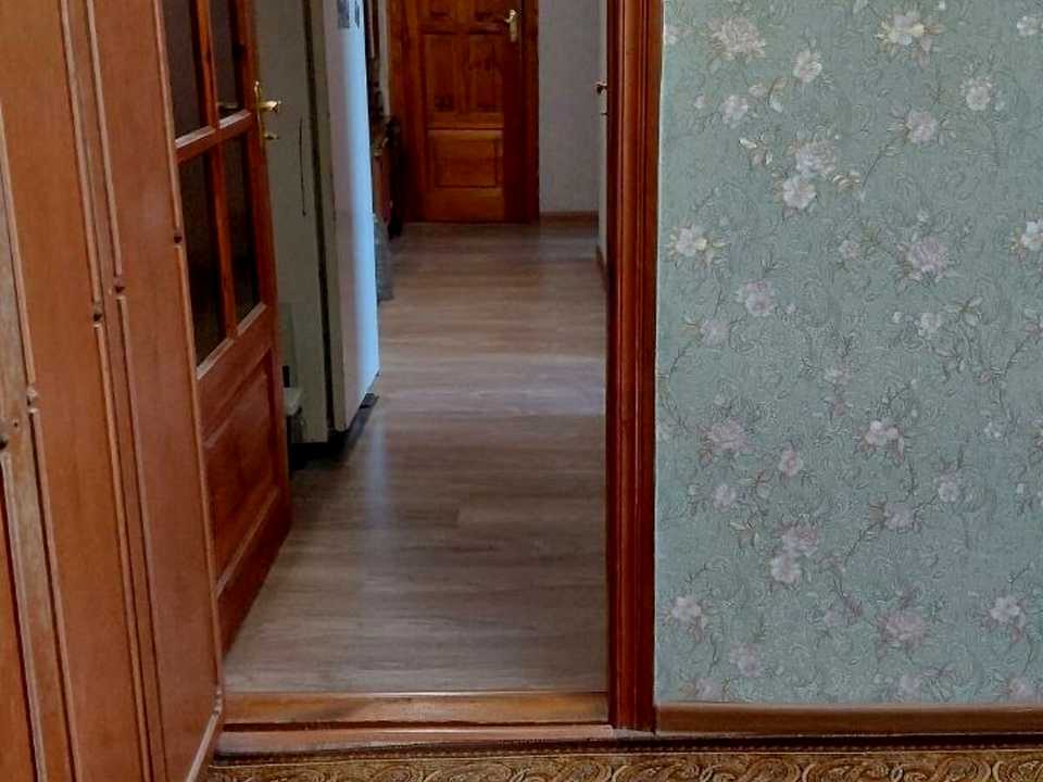 1876656590026733