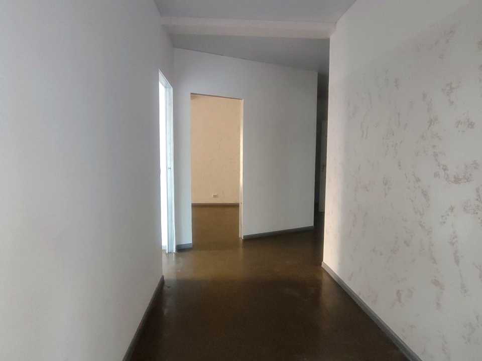 1876678196222573