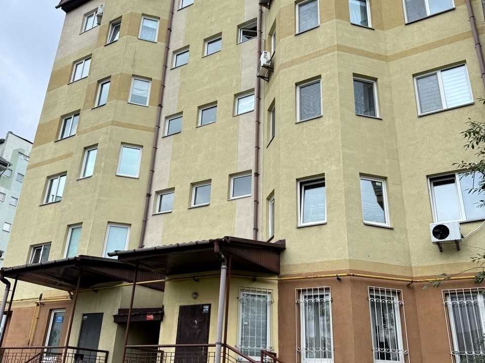 1876692992115421