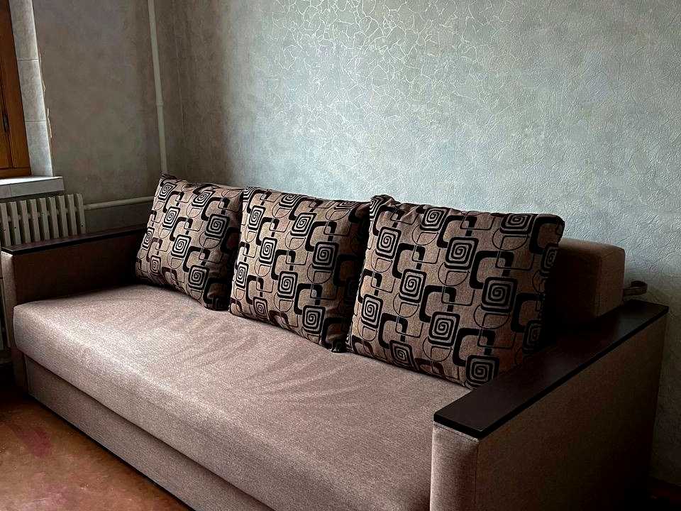 1876767521882871