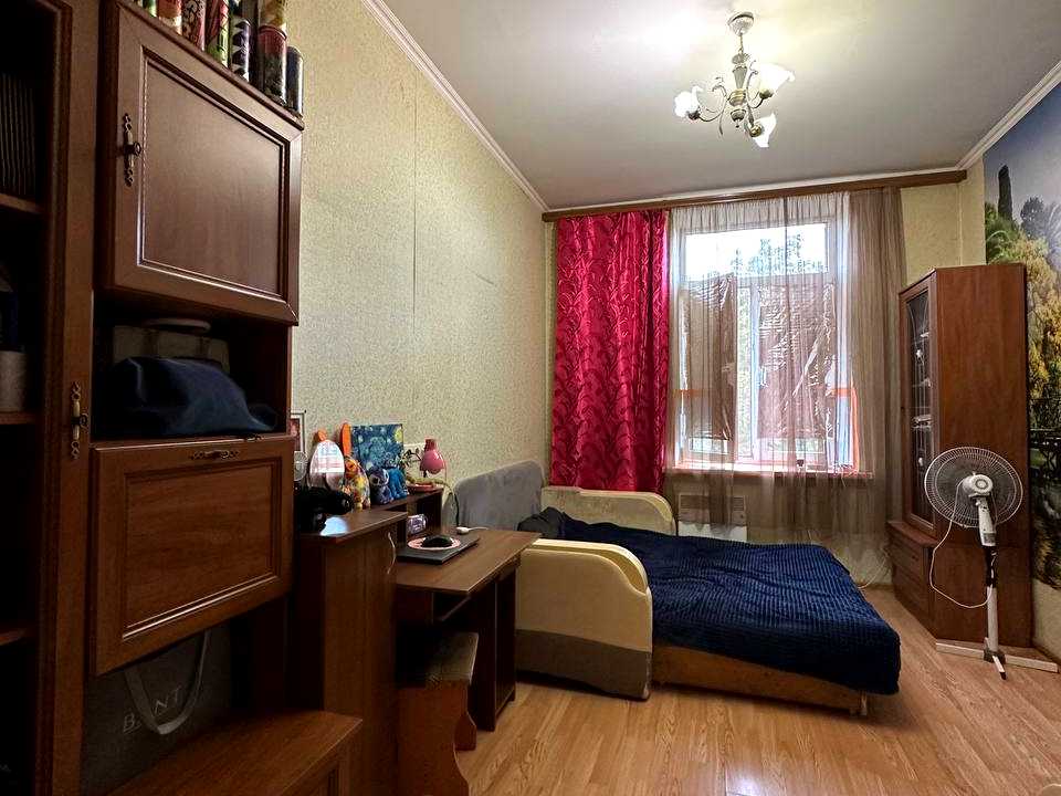 1876845879153895