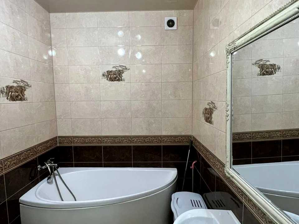 1876867846278309