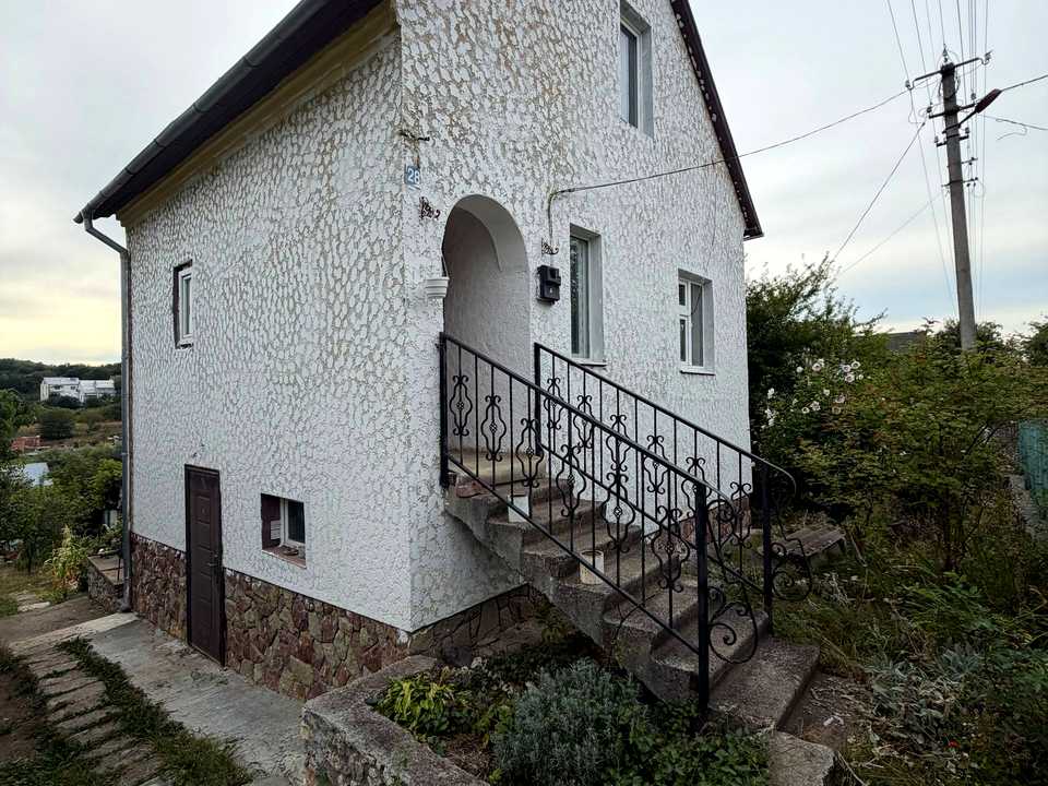 1876875792470853