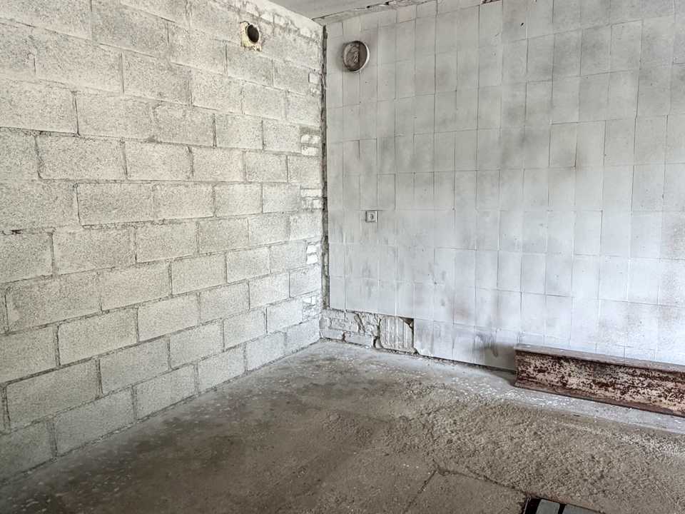1876922287810945