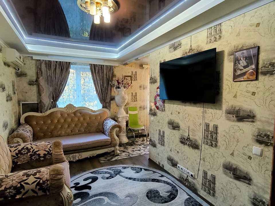 1876930813570364
