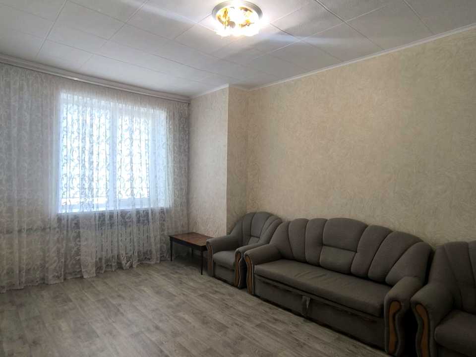 1876932617885853