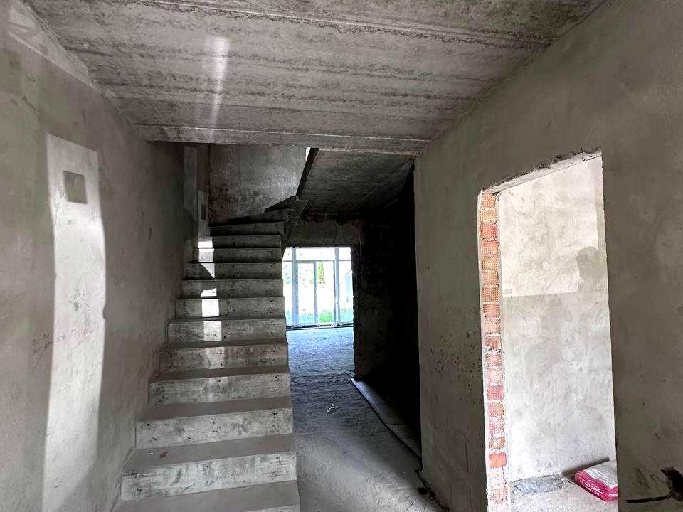 1876938550904066