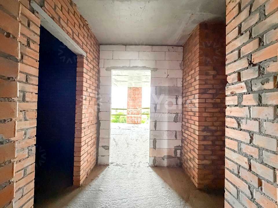 1877017705983946