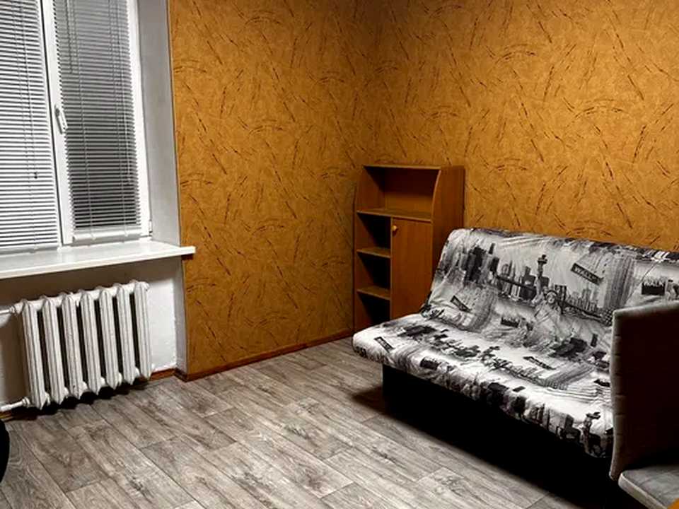 1877018906330038