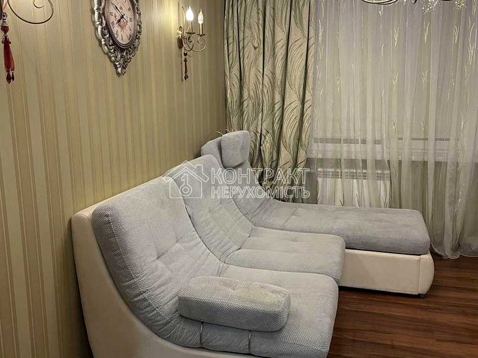 1877021796360228
