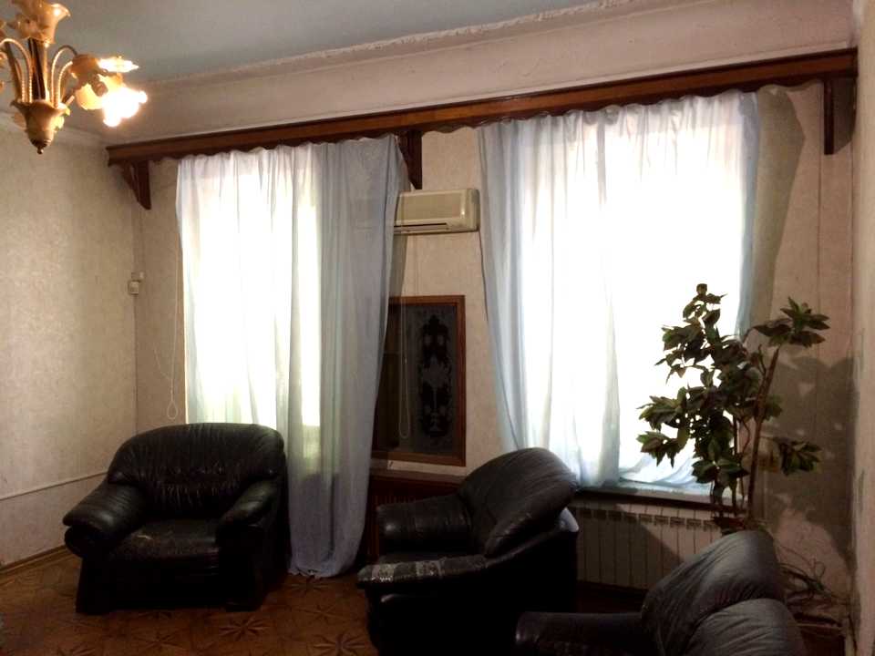 1877026917492645