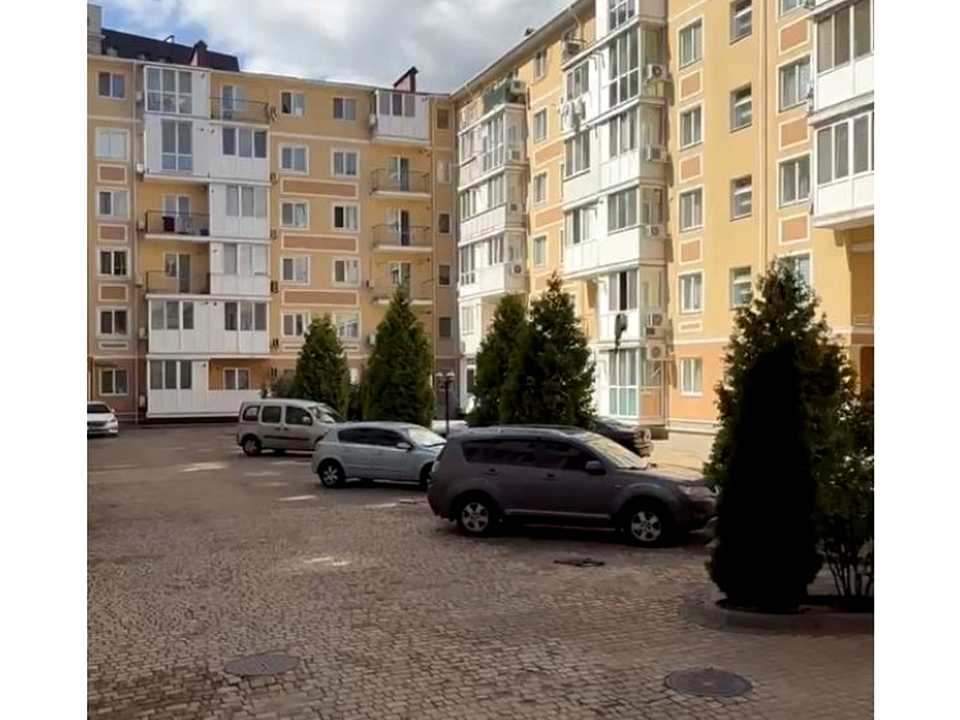 1877034857472074