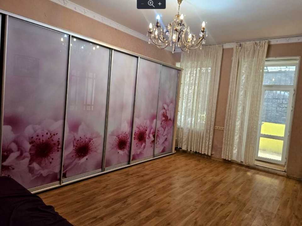 1877036334815951