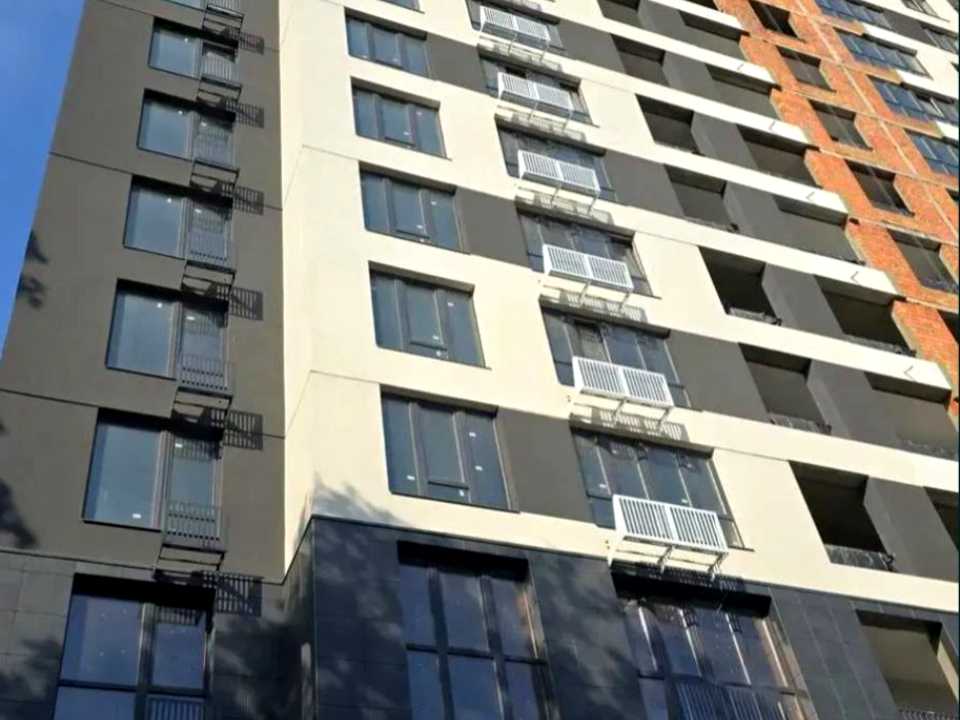 1877036592666540