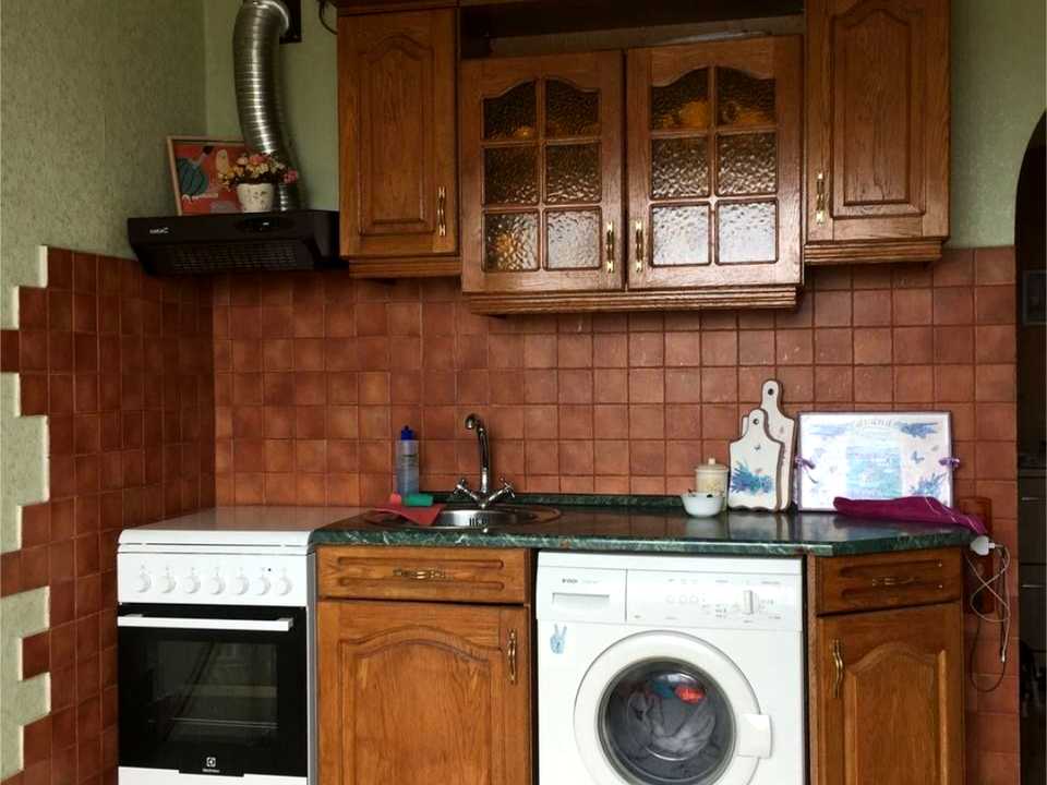 1877037148144360