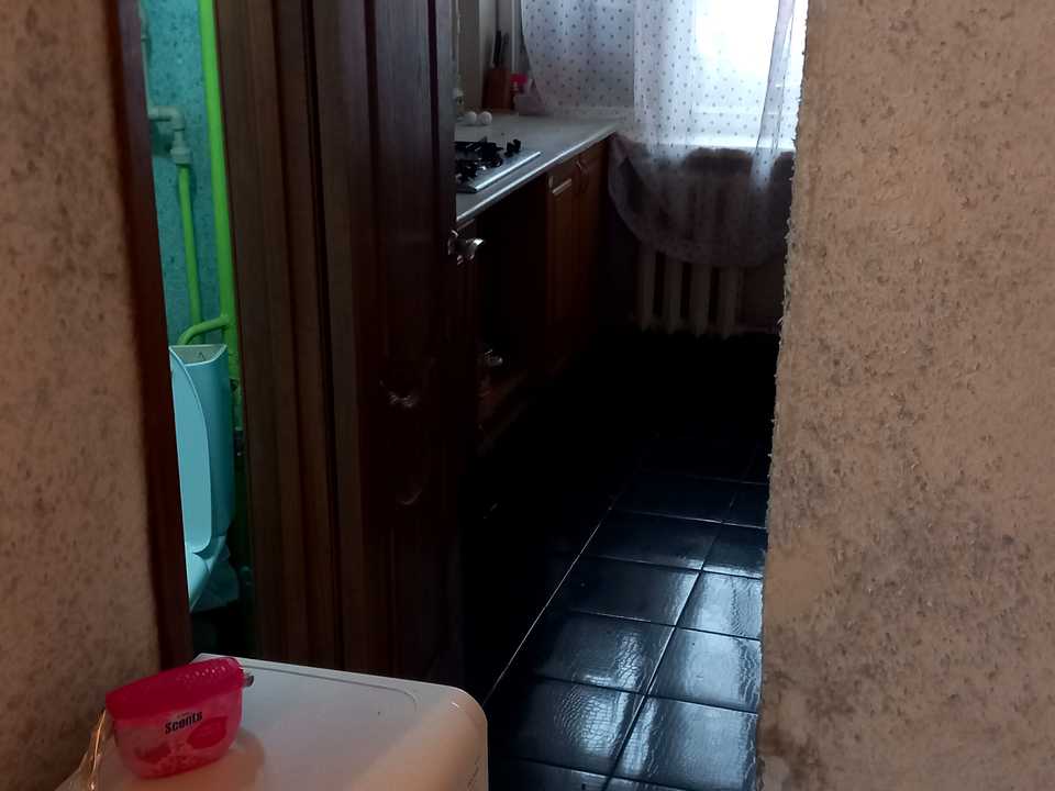 1877042810604040
