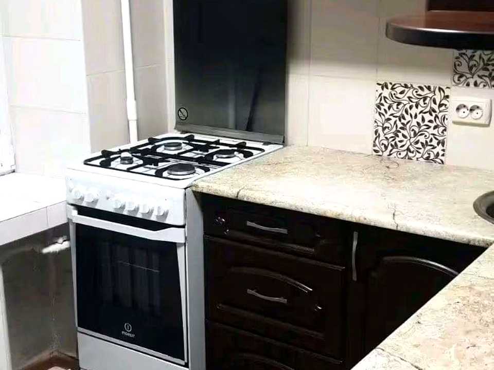 1877055172597729
