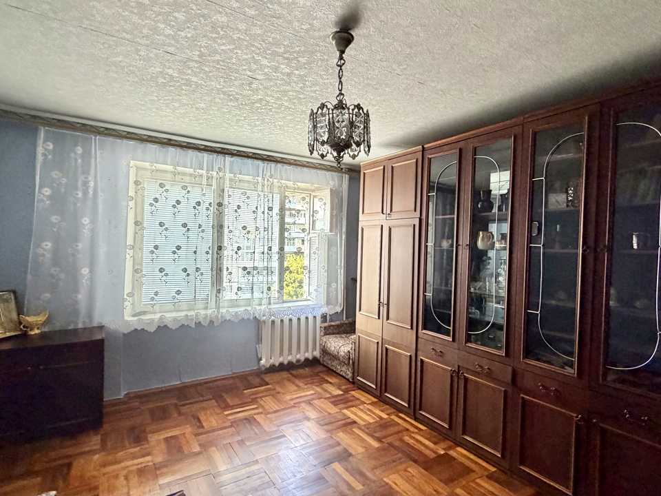 1877056246332654