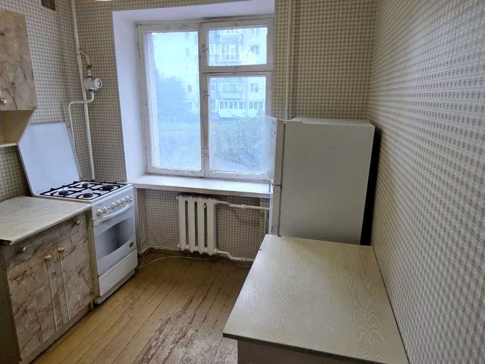1877066358916518