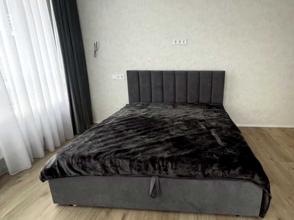 1877115648812745