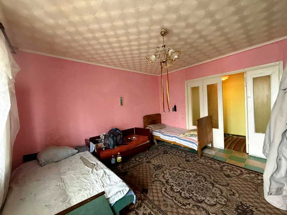 1877118396360303