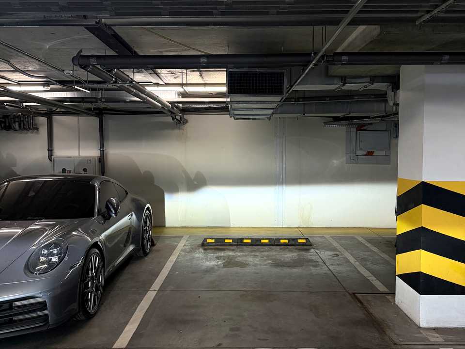 1877130425074229