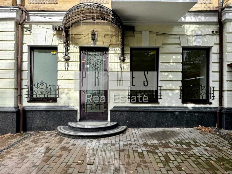 1877146015555351