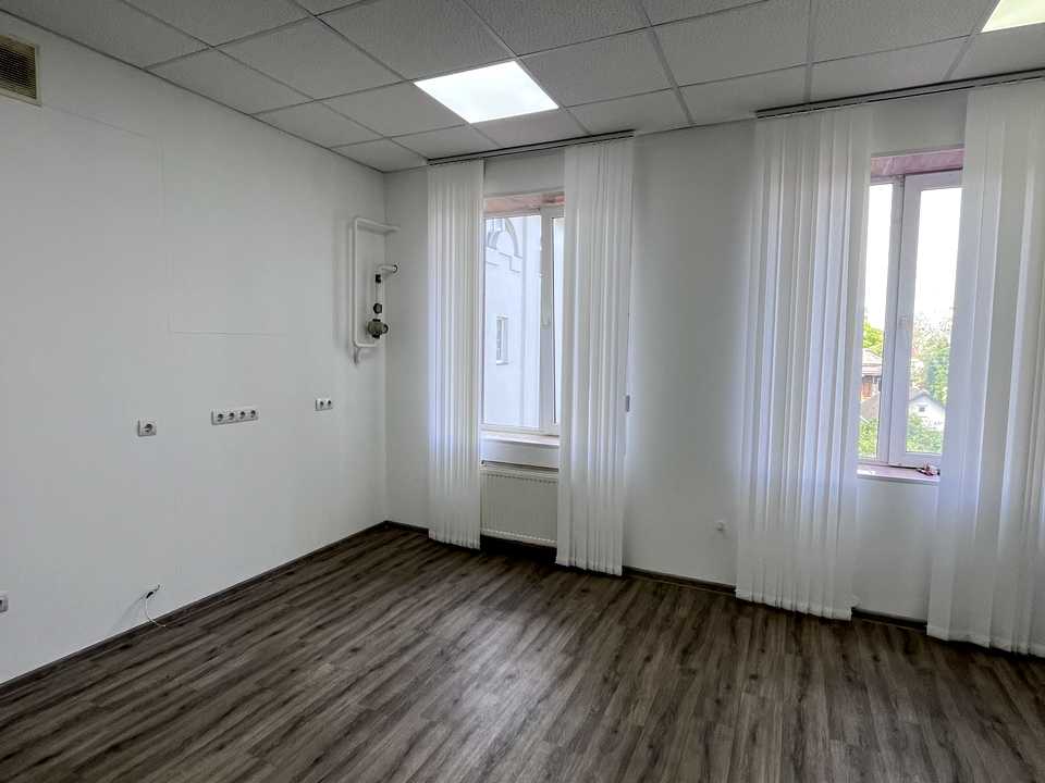 1877201104167243