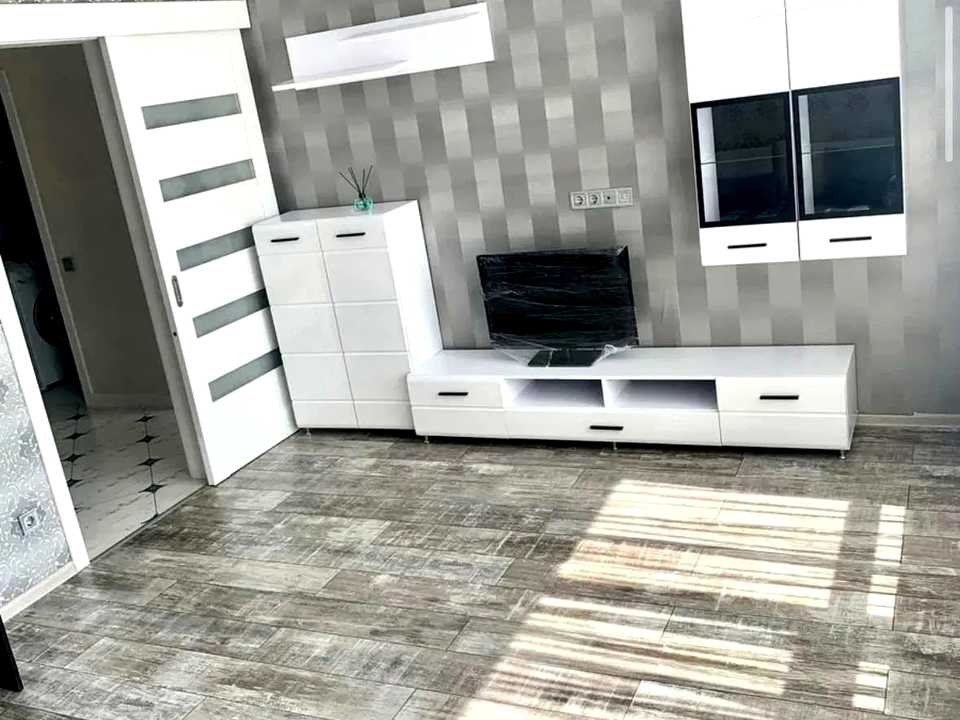 1877218245847510