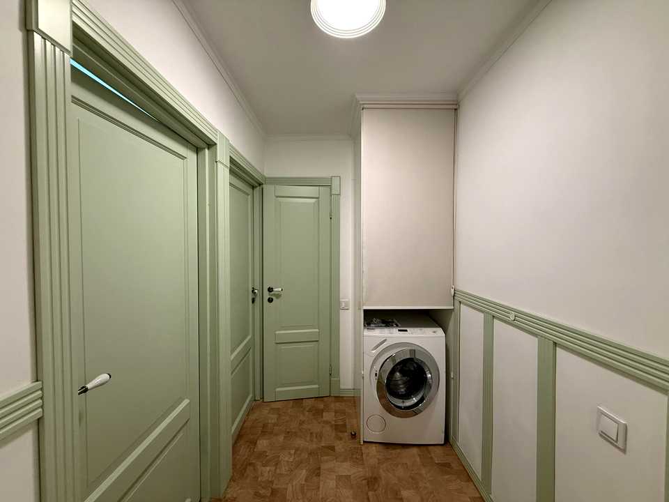1877219921490502