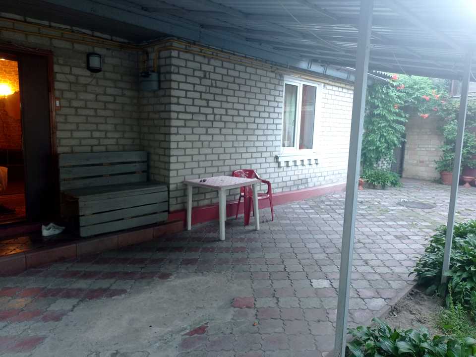 1877296379651250