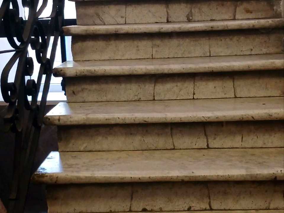 1877296548682472