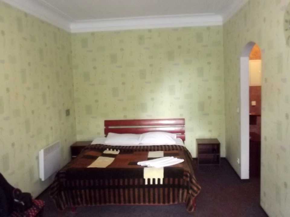 1877299466346113