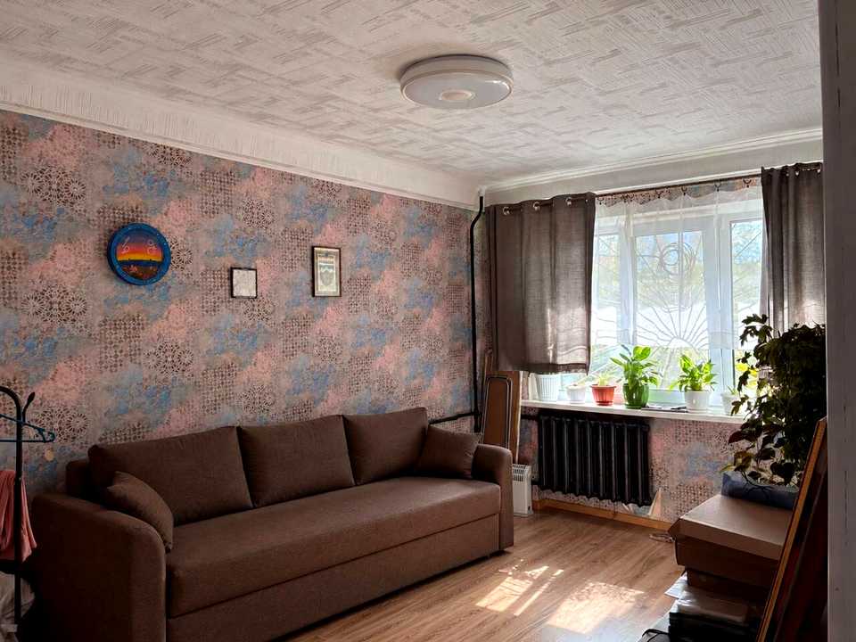 1877329949101836