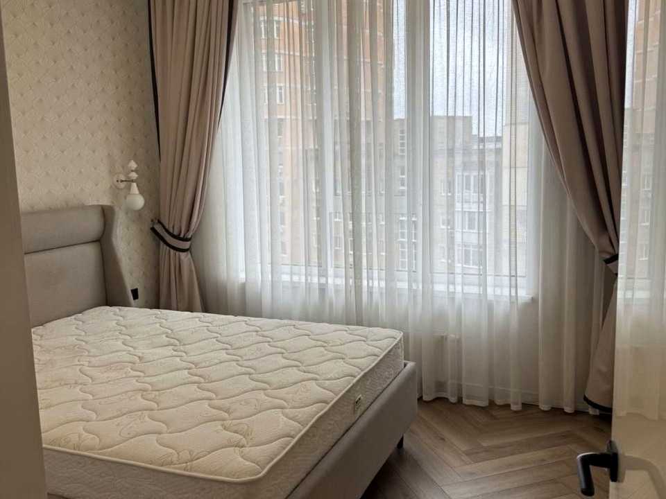 1877397461357417