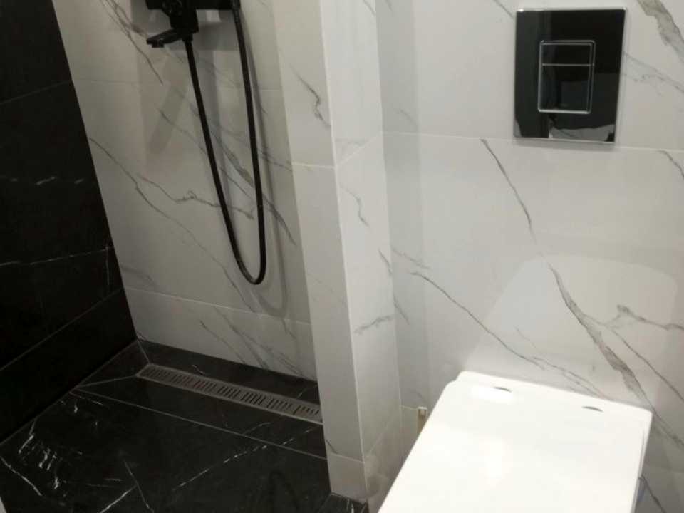 1877456389742711