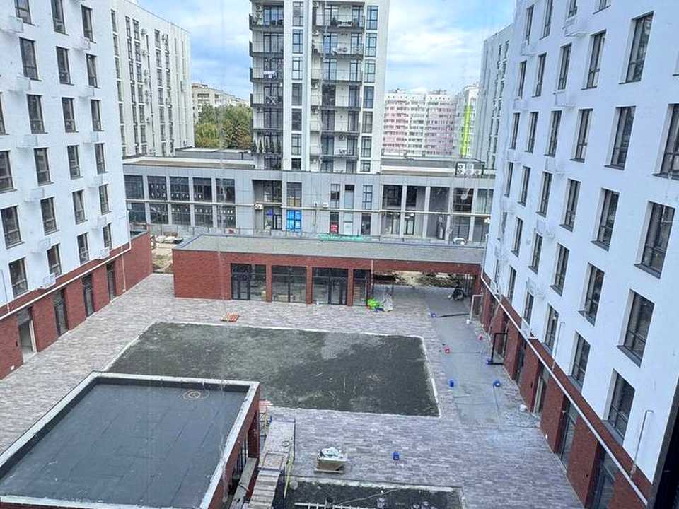 1877554614877060